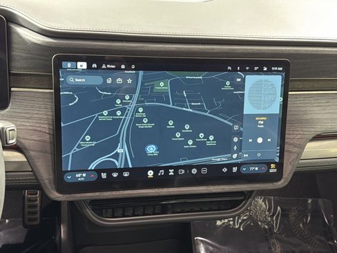 Used 2024 Rivian R1S Adventure image 20