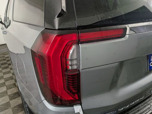 New 2026 GMC Yukon XL Elevation image 12