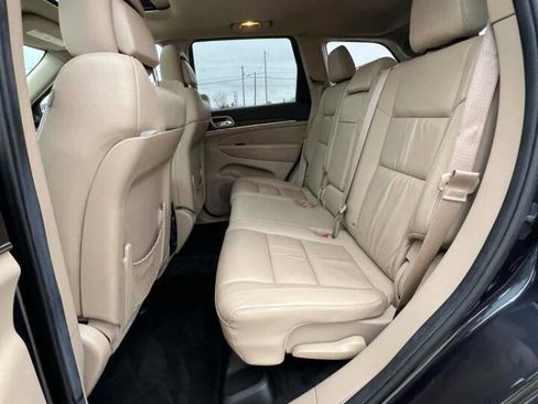 Used 2014 Jeep Grand Cherokee Limited image 11