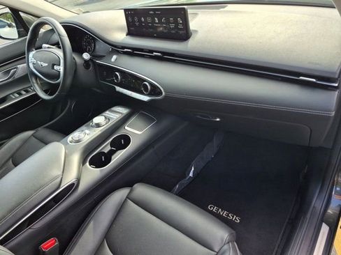 Used 2025 Genesis GV70 2.5T AWD/4WD image 19
