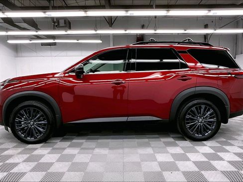 New 2026 Nissan Pathfinder SL w/ SL Premium Package AWD/4WD image 19