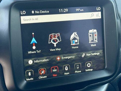 Used 2021 Jeep Renegade Latitude FWD image 19