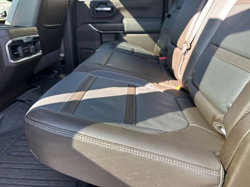 Used 2022 GMC Sierra 2500 Denali image 21