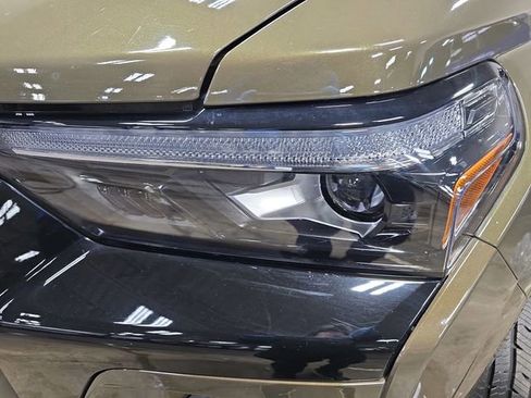 Used 2023 Chevrolet Colorado Z71 w/ Z71 Convenience Package 2 image 29