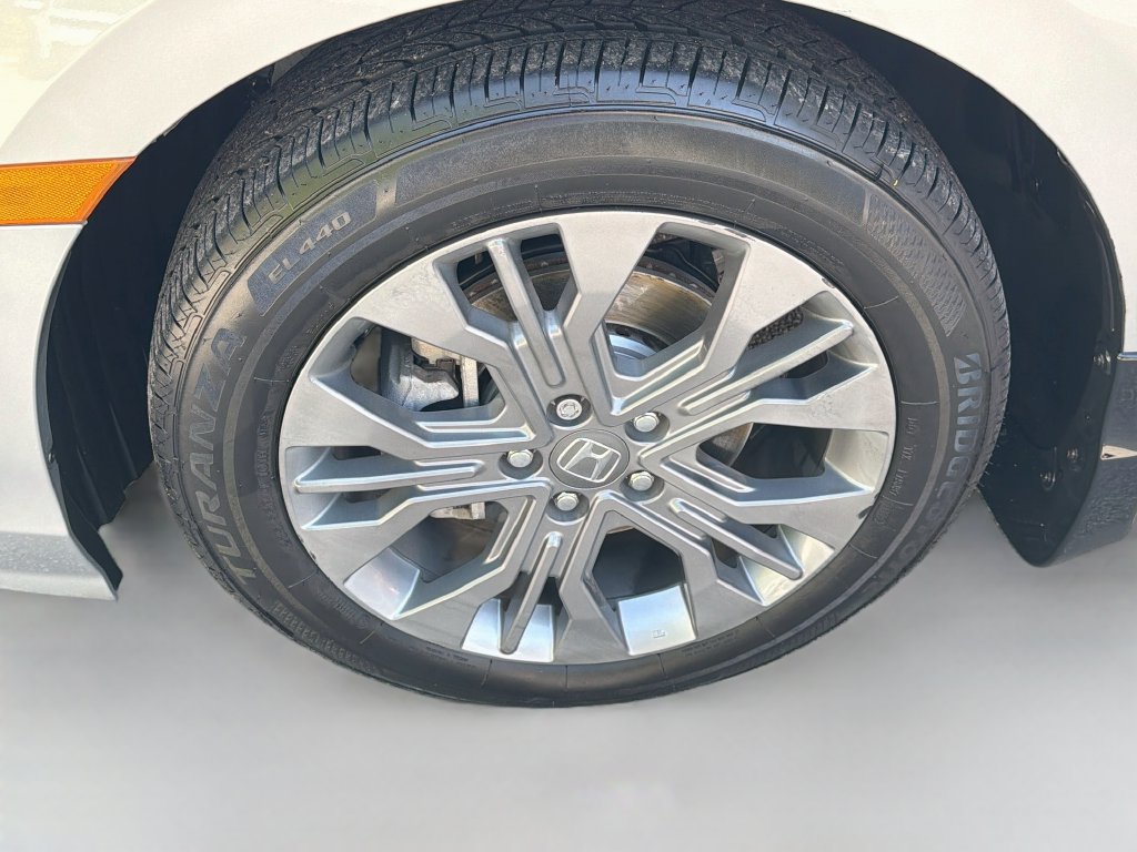 Certified 2025 Honda Odyssey Touring image 38