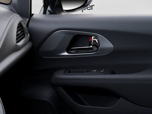 New 2026 Chrysler Pacifica Select FWD image 25