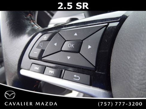 Used 2024 Nissan Altima 2.5 SR FWD image 20
