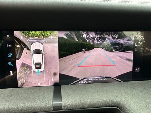 Used 2024 Porsche Taycan GTS image 32