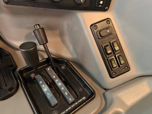 Used 2003 HUMMER H1 4-Door Wagon AWD/4WD image 15