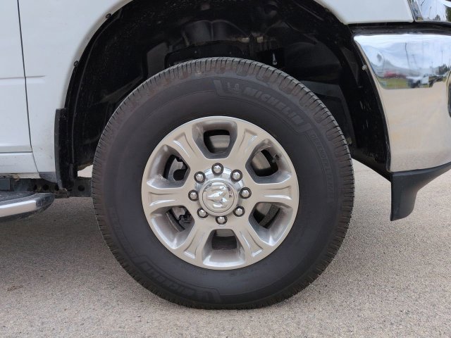 Used 2024 RAM 3500 Big Horn AWD/4WD image 12