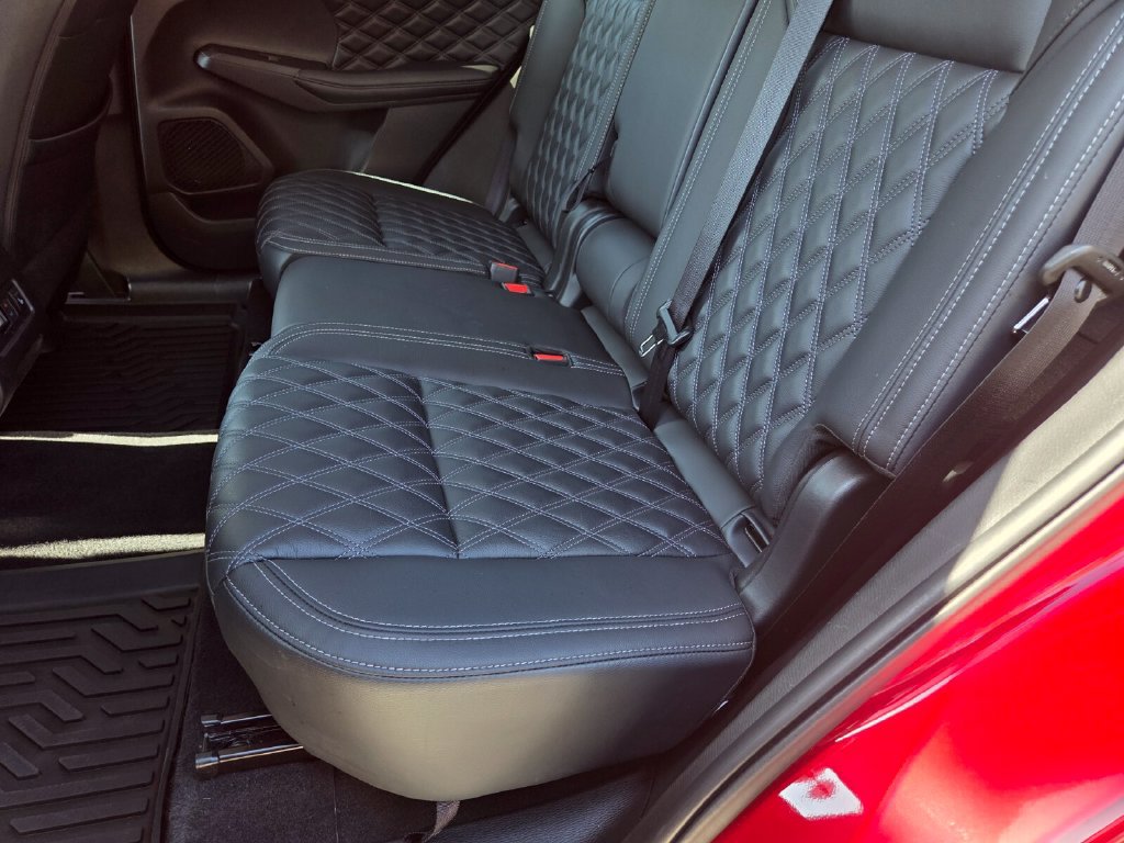 Used 2024 Mitsubishi Outlander SEL FWD image 23