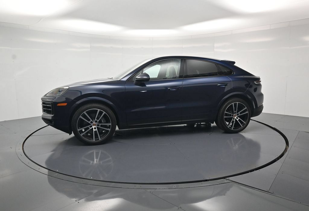 Certified 2026 Porsche Cayenne Coupe AWD/4WD image 2