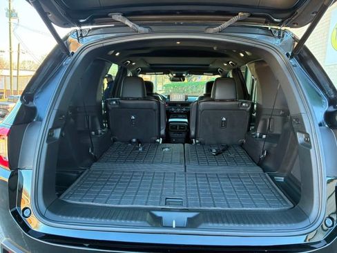 Used 2024 Honda Pilot TrailSport image 29