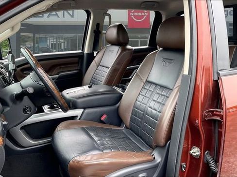 Used 2017 Nissan Titan Platinum Reserve AWD/4WD image 20