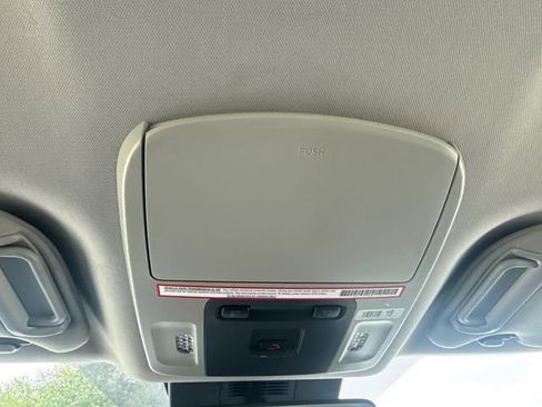 Used 2025 Toyota Camry LE AWD/4WD image 22