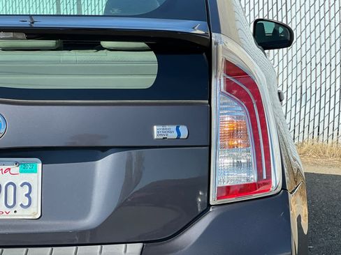 Used 2013 Toyota Prius Three FWD image 21
