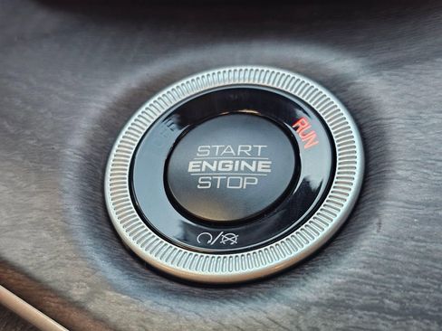 New 2025 Jeep Grand Cherokee L Limited w/ Black Appearance Package image 20