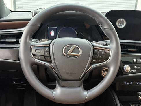 Certified 2023 Lexus ES 350 w/ Premium Package FWD image 12