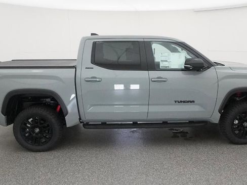 New 2026 Toyota Tundra Limited AWD/4WD image 11