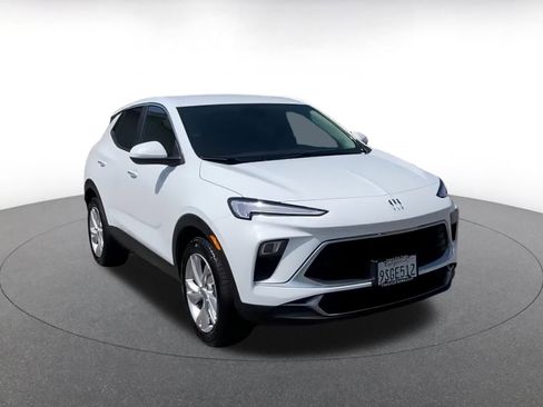 Used 2025 Buick Encore GX Preferred image 2