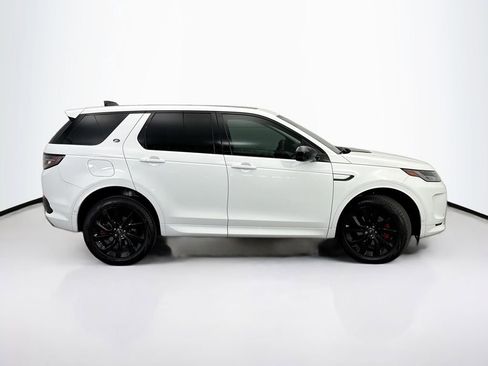 Used 2025 Land Rover Discovery Sport S image 4