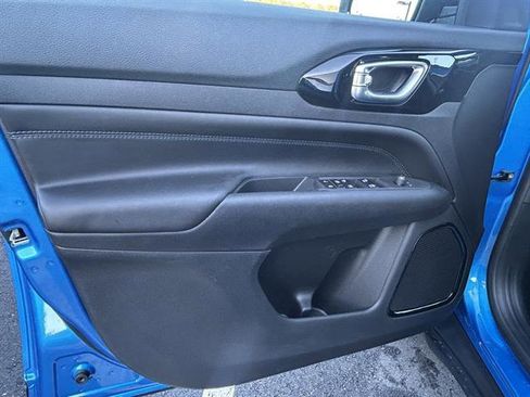 New 2026 Jeep Compass Latitude image 23