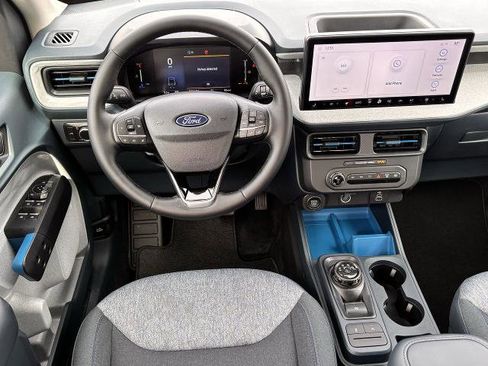 New 2026 Ford Maverick XLT w/ XLT Luxury Package image 9