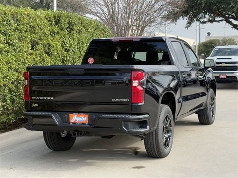 New 2026 Chevrolet Silverado 1500 Custom image 4
