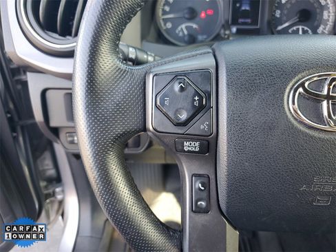 Used 2017 Toyota Tacoma 4x4 Double Cab image 21