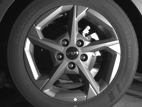 Used 2025 Kia K4 FWD image 17