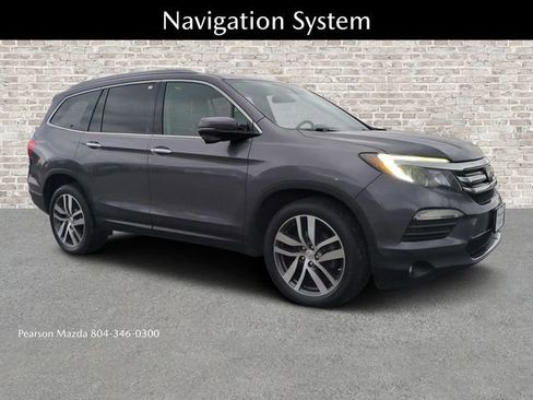 Used 2018 Honda Pilot Touring image 1