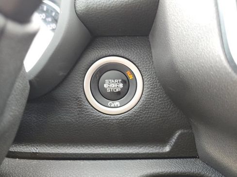 Certified 2026 RAM 2500 Big Horn AWD/4WD image 17
