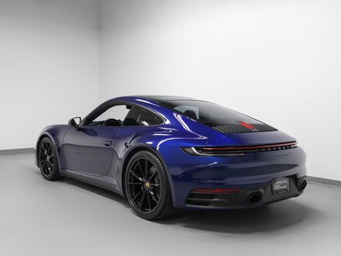 Certified 2024 Porsche 911 Carrera T RWD image 3
