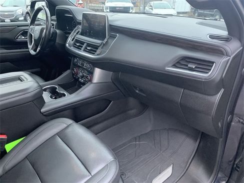 Used 2022 Chevrolet Suburban Z71 w/ Z71 Off-Road Package image 29