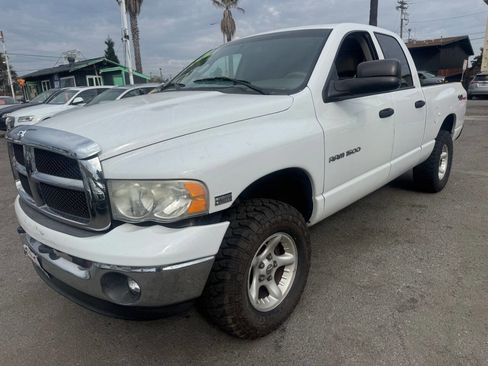 Used 2005 Dodge Ram 1500 Truck SLT w/ Off-Road Group image 2