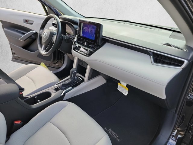 Used 2023 Toyota Corolla Cross LE w/ Moonroof Package AWD/4WD image 26