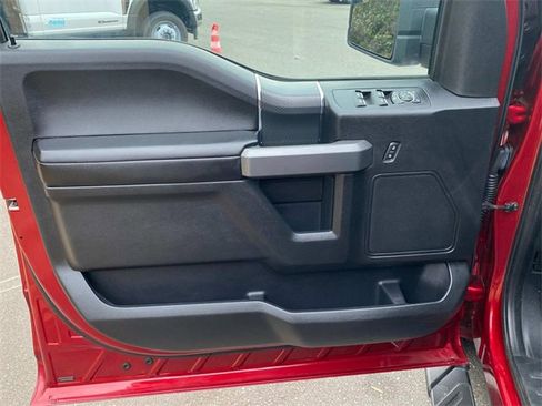 Used 2018 Ford F150 XLT w/ Equipment Group 302A Luxury image 12