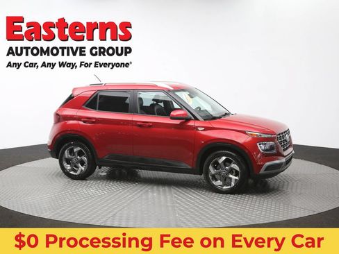 Used 2023 Hyundai Venue Limited FWD image 47