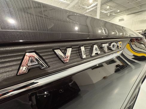 Used 2025 Lincoln Aviator Reserve w/ Illumination Package AWD/4WD image 52