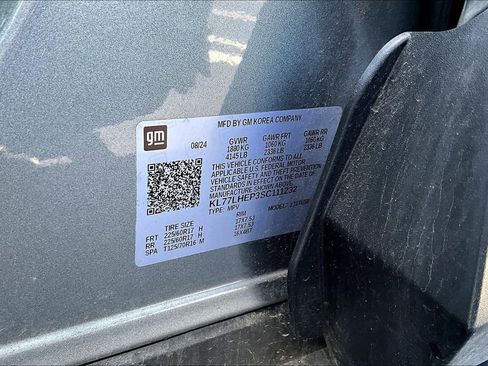 Used 2025 Chevrolet Trax LT w/ Driver Confidence Package FWD image 15