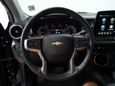 Used 2025 Chevrolet Blazer LT AWD/4WD image 36