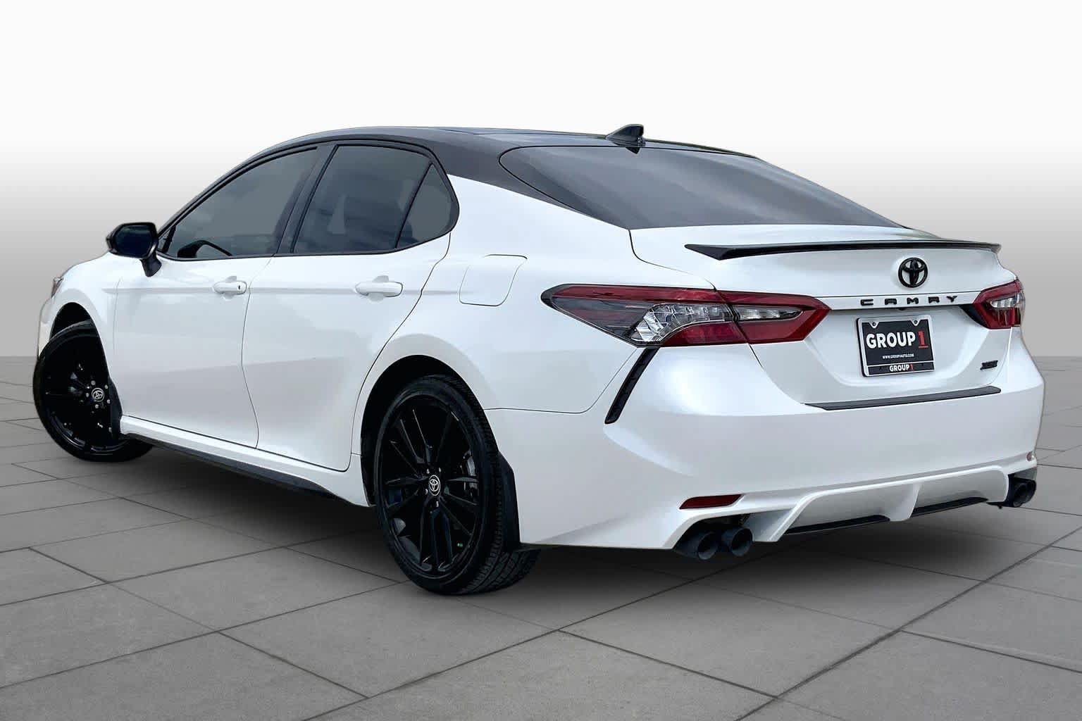 Used 2024 Toyota Camry XSE FWD image 12