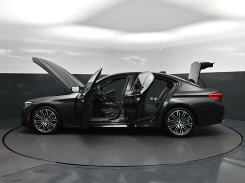 Used 2018 BMW 540i w/ M Sport Package RWD image 46