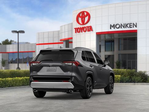 New 2025 Toyota RAV4 SE w/ Convenience Package image 52