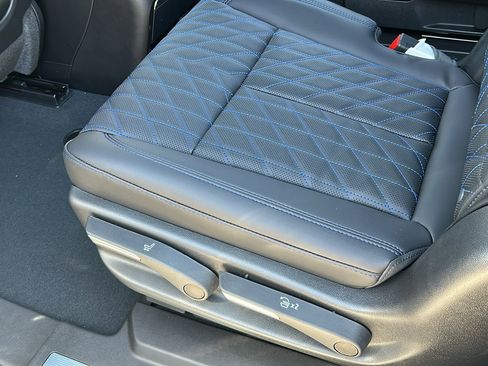 New 2025 Cadillac Escalade IQ Sport 1 w/ Smart Trailering package image 19