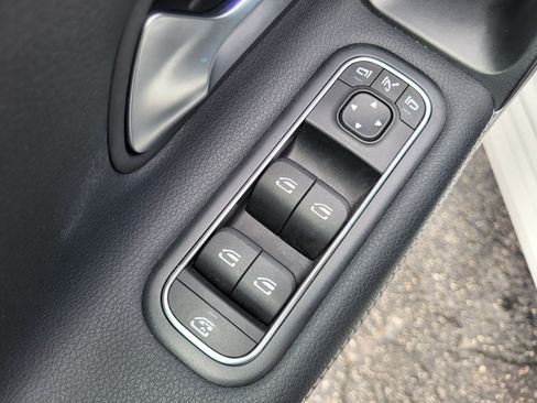 Used 2025 Mercedes-Benz CLA 250 4MATIC image 16
