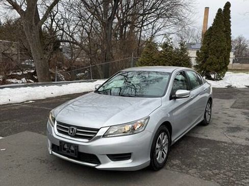 Used 2013 Honda Accord LX image 2