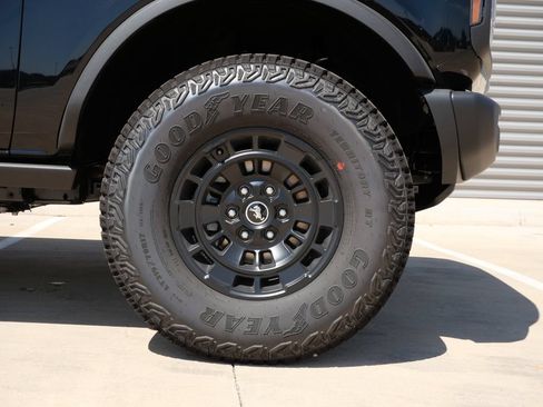 New 2026 Ford Bronco Big Bend w/ Black Diamond Package AWD/4WD image 7