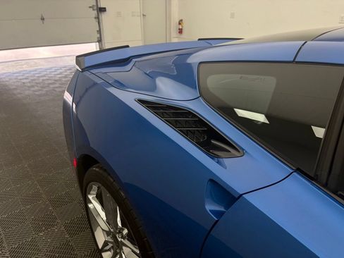 Used 2016 Chevrolet Corvette Stingray Coupe RWD image 8