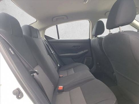 Used 2024 Nissan Sentra SV image 18